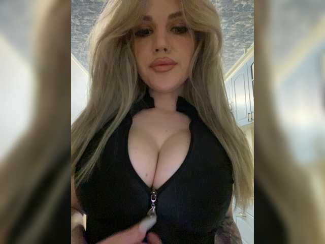 SonaZ live cam on BongaCams