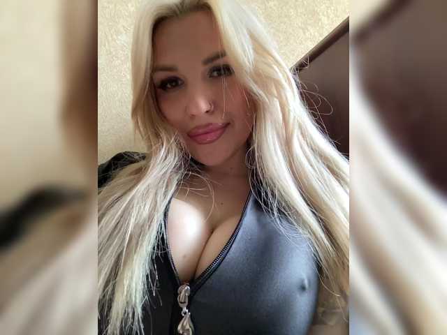 mmmmmm----- live webcam show