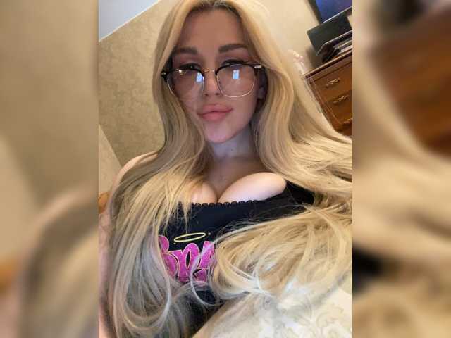 SonaZ live cam on BongaCams