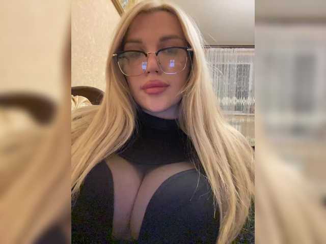 SonaZ live cam on BongaCams
