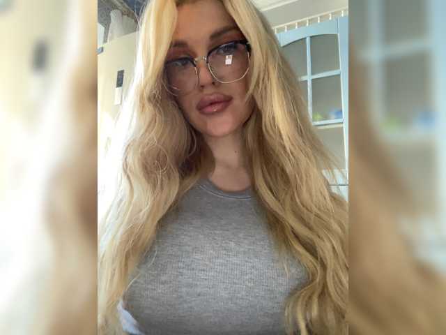 SonaZ live cam on BongaCams
