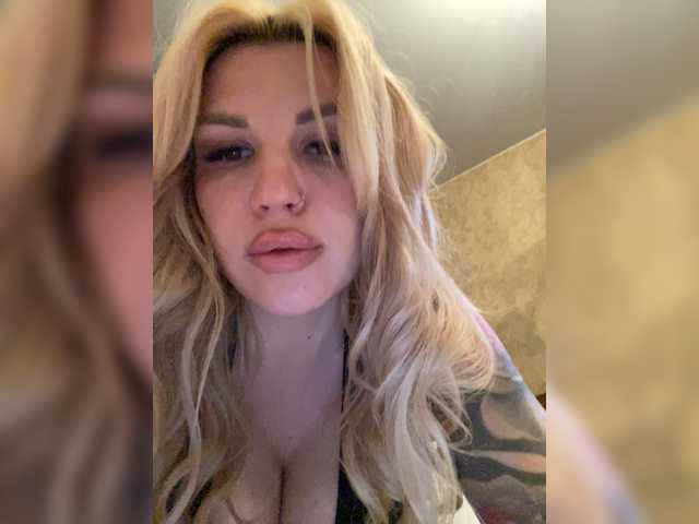 SonaZ live cam on BongaCams