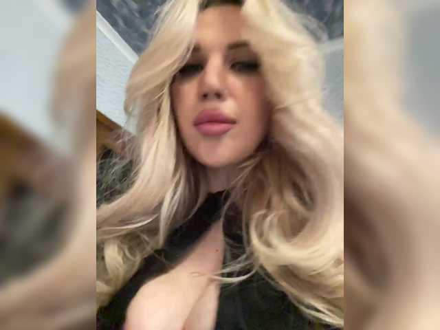 SonaZ live cam on BongaCams