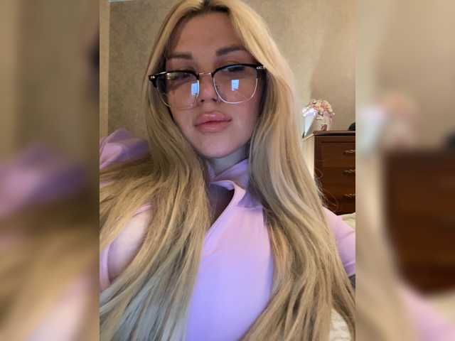 SonaZ live cam on BongaCams