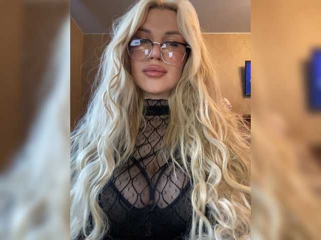 SonaZ live cam on BongaCams