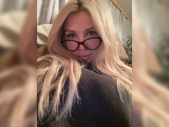 SonaZ live cam on BongaCams