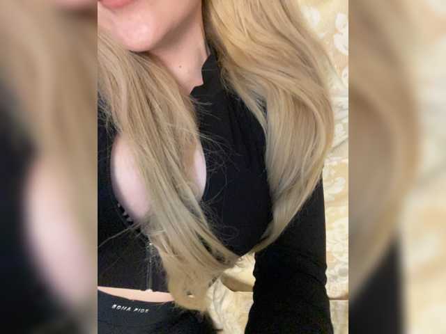 SonaZ live cam on BongaCams