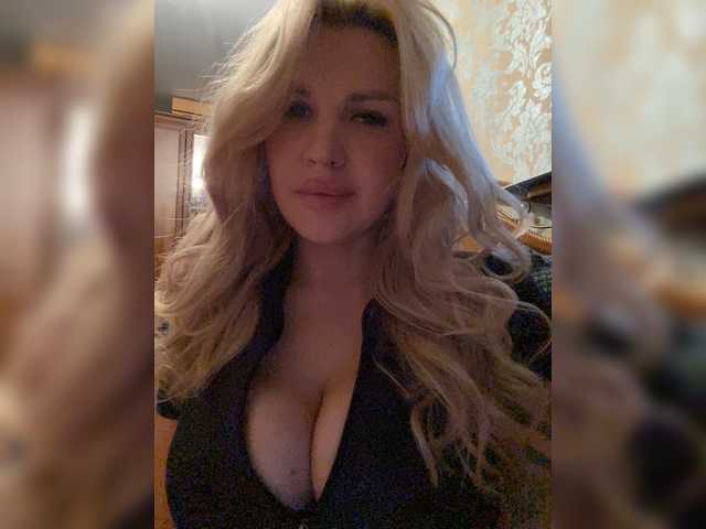 SonaZ live cam on BongaCams