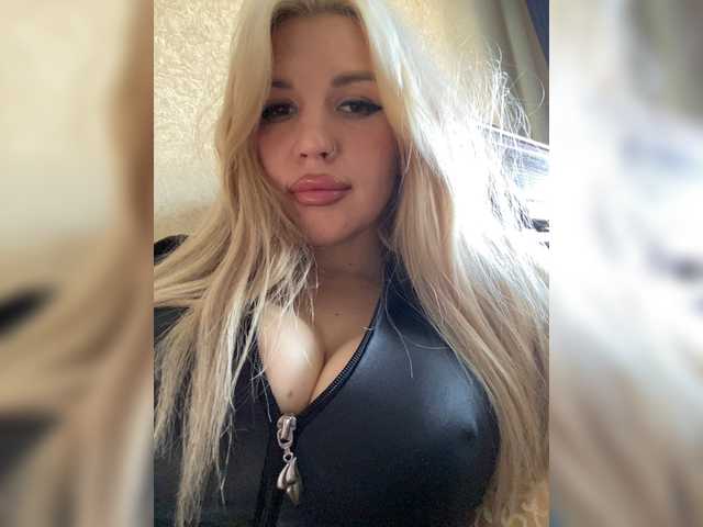 SonaZ live cam on BongaCams