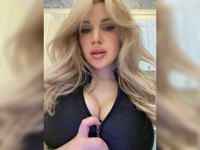 SonaZ live cam on BongaCams