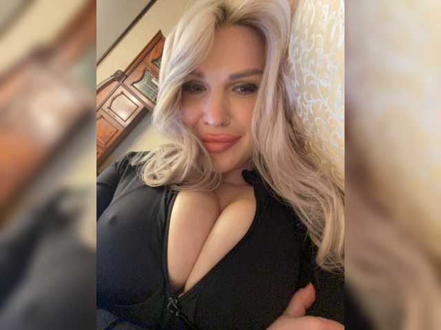 SonaZ live cam on BongaCams