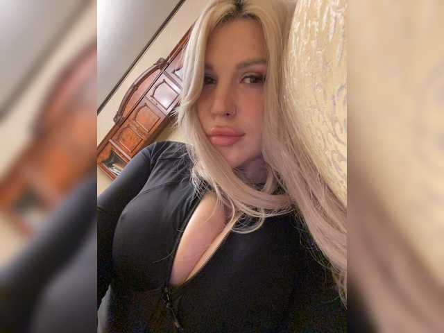 SonaZ live cam on BongaCams