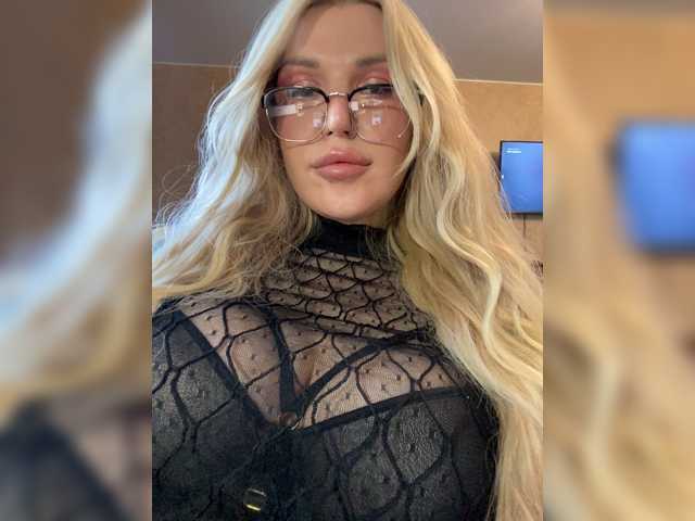 SonaZ live cam on BongaCams