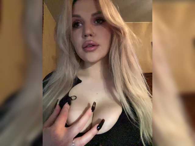 SonaZ live cam on BongaCams