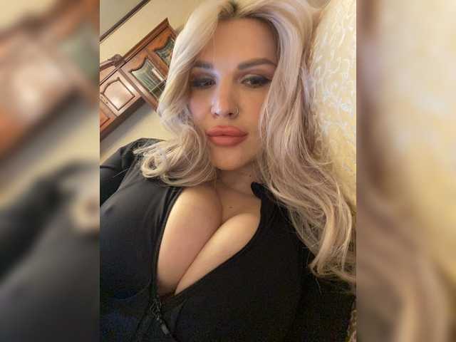SonaZ live cam on BongaCams