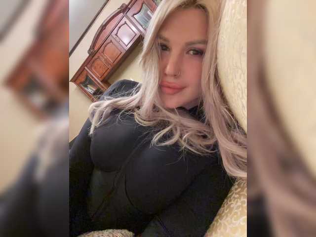 SonaZ live cam on BongaCams