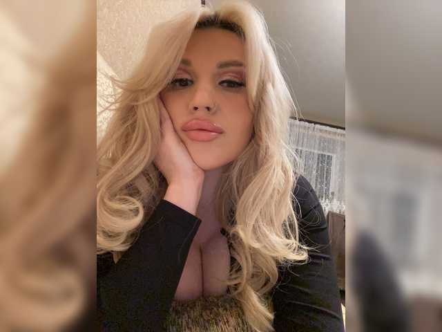 SonaZ live cam on BongaCams