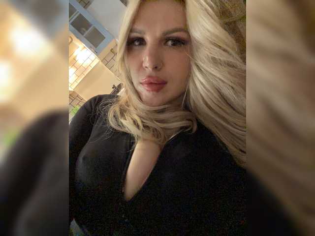 SonaZ live cam on BongaCams