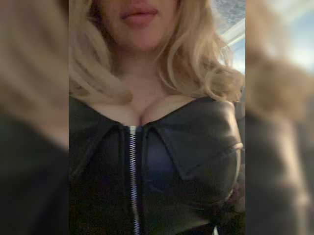 SonaZ live cam on BongaCams