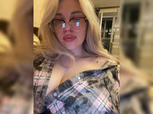SonaZ live cam on BongaCams