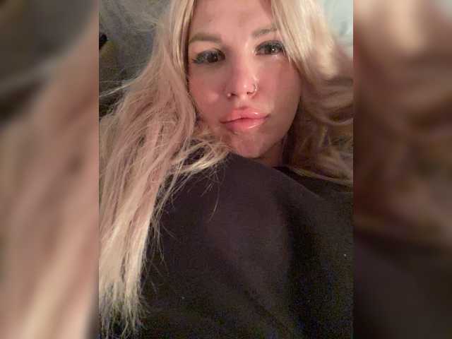 SonaZ live cam on BongaCams