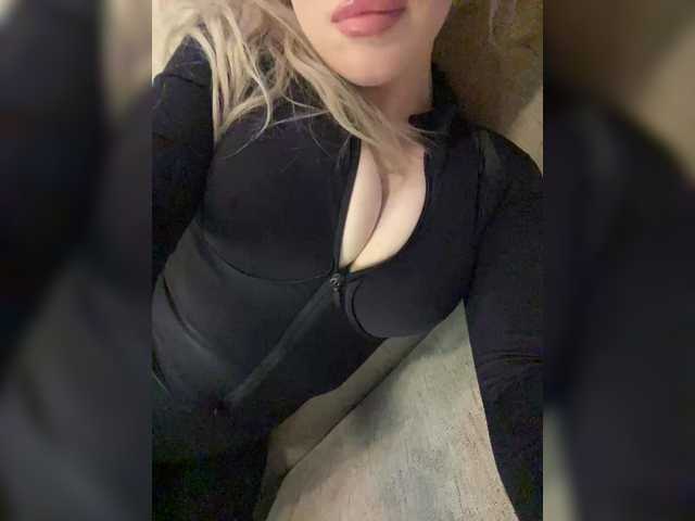 SonaZ live cam on BongaCams