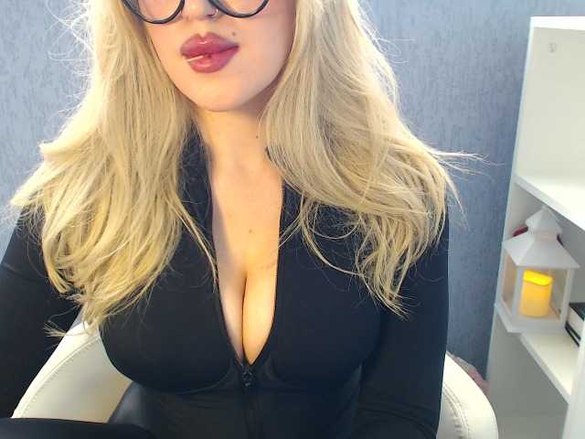 SonaZ live cam on BongaCams