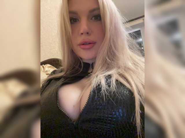 mmmmmm----- live webcam show