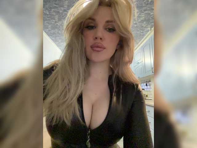 SonaZ live cam on BongaCams