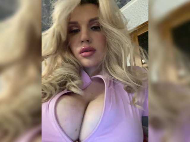 SonaZ live cam on BongaCams