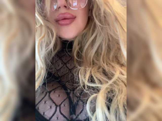 SonaZ live cam on BongaCams