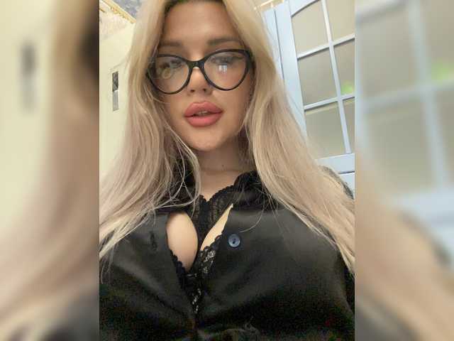 SonaZ live cam on BongaCams