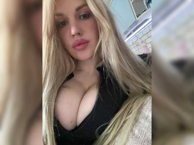 SonaZ live cam on BongaCams