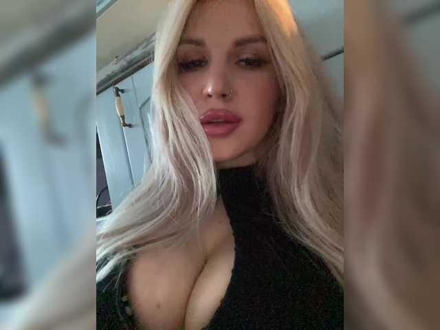 SonaZ live cam on BongaCams