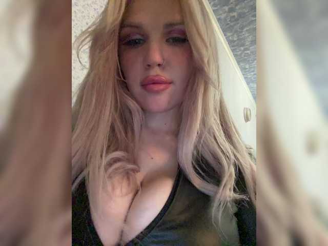 SonaZ live cam on BongaCams