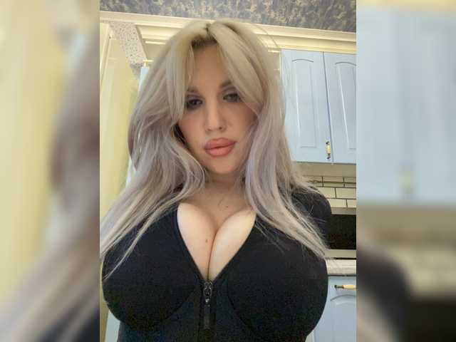 SonaZ live cam on BongaCams