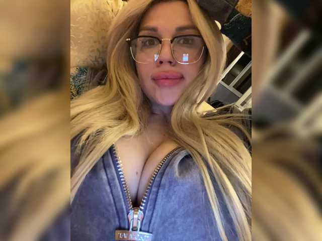 SonaZ live cam on BongaCams
