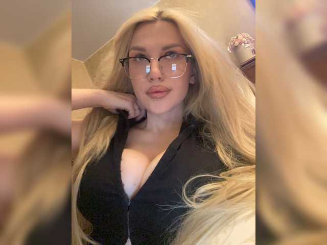 SonaZ live cam on BongaCams