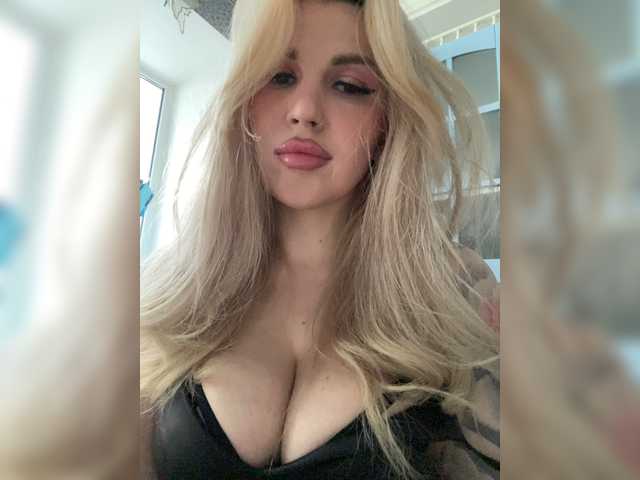 SonaZ live cam on BongaCams