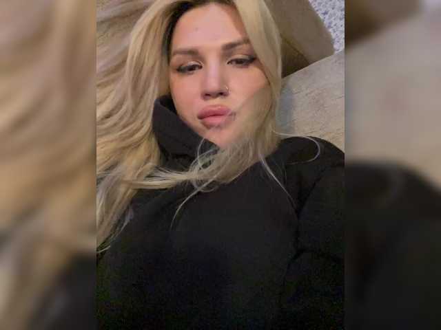 SonaZ live cam on BongaCams