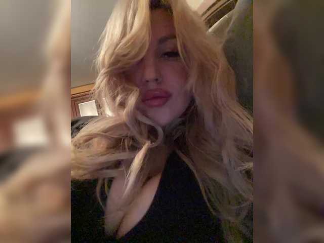 SonaZ live cam on BongaCams