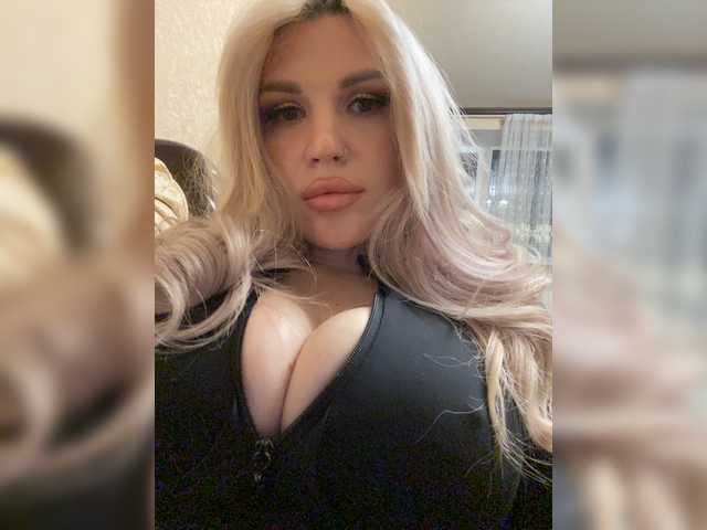 SonaZ live cam on BongaCams