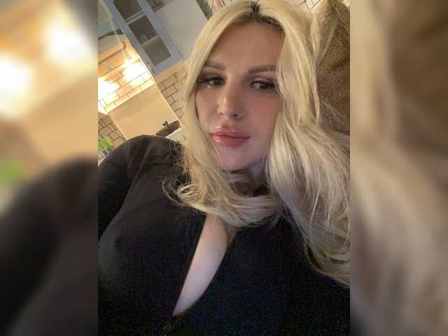 SonaZ live cam on BongaCams