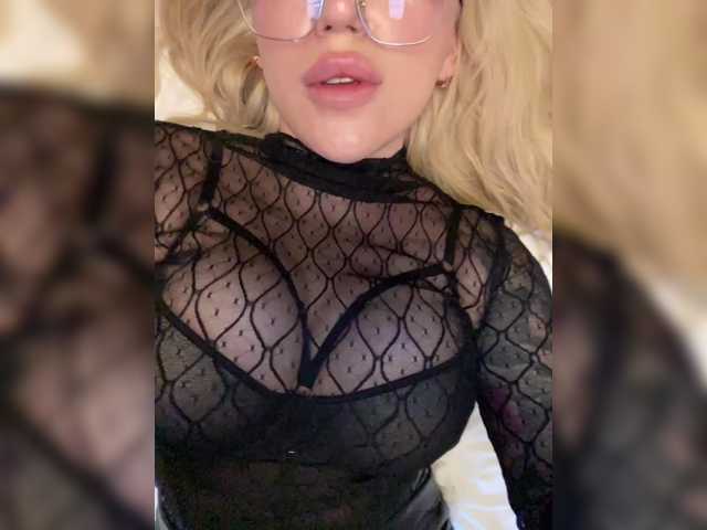 SonaZ live cam on BongaCams