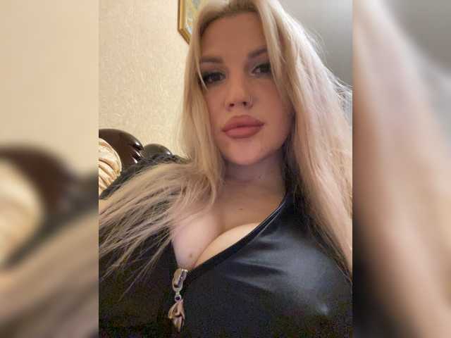 SonaZ live cam on BongaCams