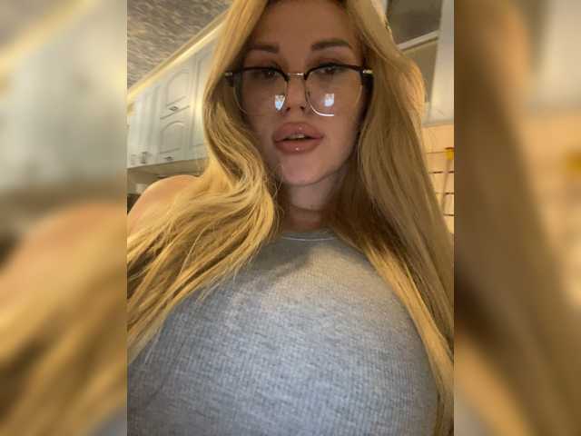 SonaZ live cam on BongaCams