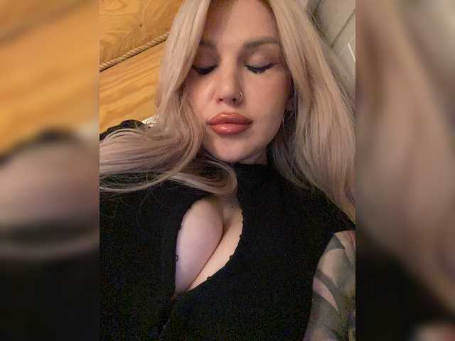 SonaZ live cam on BongaCams