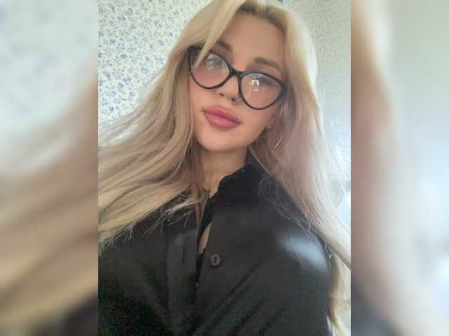 SonaZ live cam on BongaCams