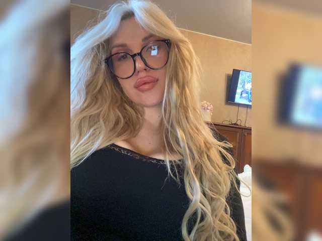 SonaZ live cam on BongaCams