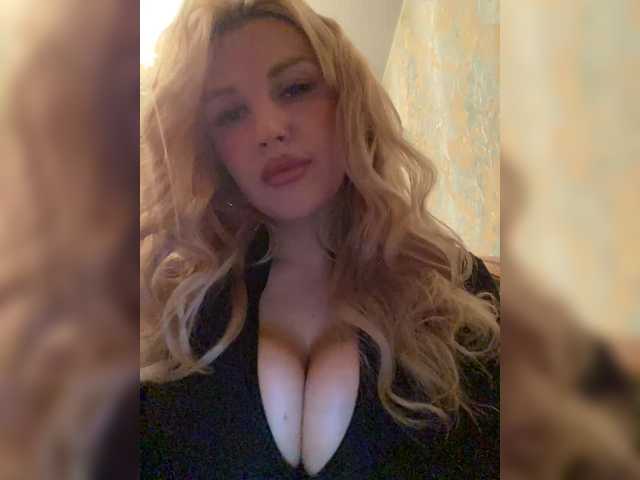 SonaZ live cam on BongaCams